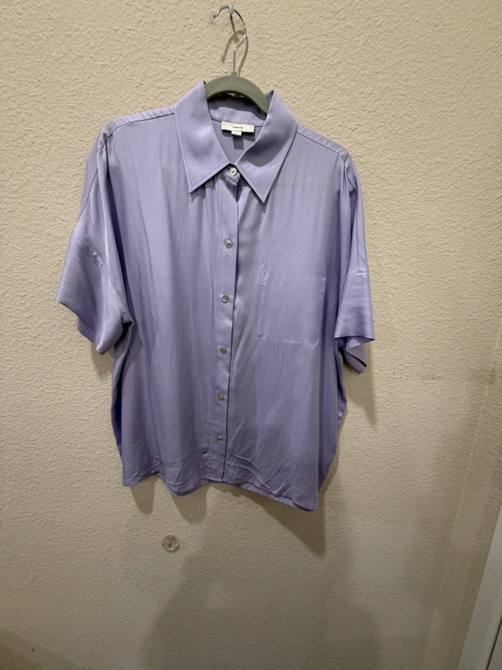 Vince Tops - Ladies Vince Blouse Lavendar size Large-Like New